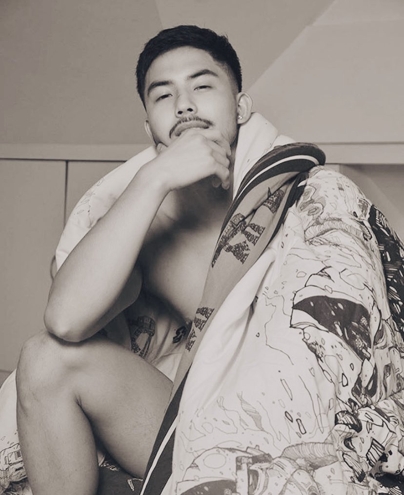 fracturedjock's tweet photo. 𝐂𝐀𝐑𝐌𝐄𝐋𝐎 𝐇𝐀𝐇𝐍 ┊⋆ ˚✯✩.

     ⊹ · ✧  𝐓𝐇𝐄 𝐍𝐔𝐌𝐁𝐄𝐑 𝐎𝐍𝐄!

               / /  angry.  quarterback &amp;&amp;. 
               rebel.  gay ships with chem.
               dark themes.  crossovers
               welcome.  nsfw ( all day ). https://t.co/seJepX9D8M