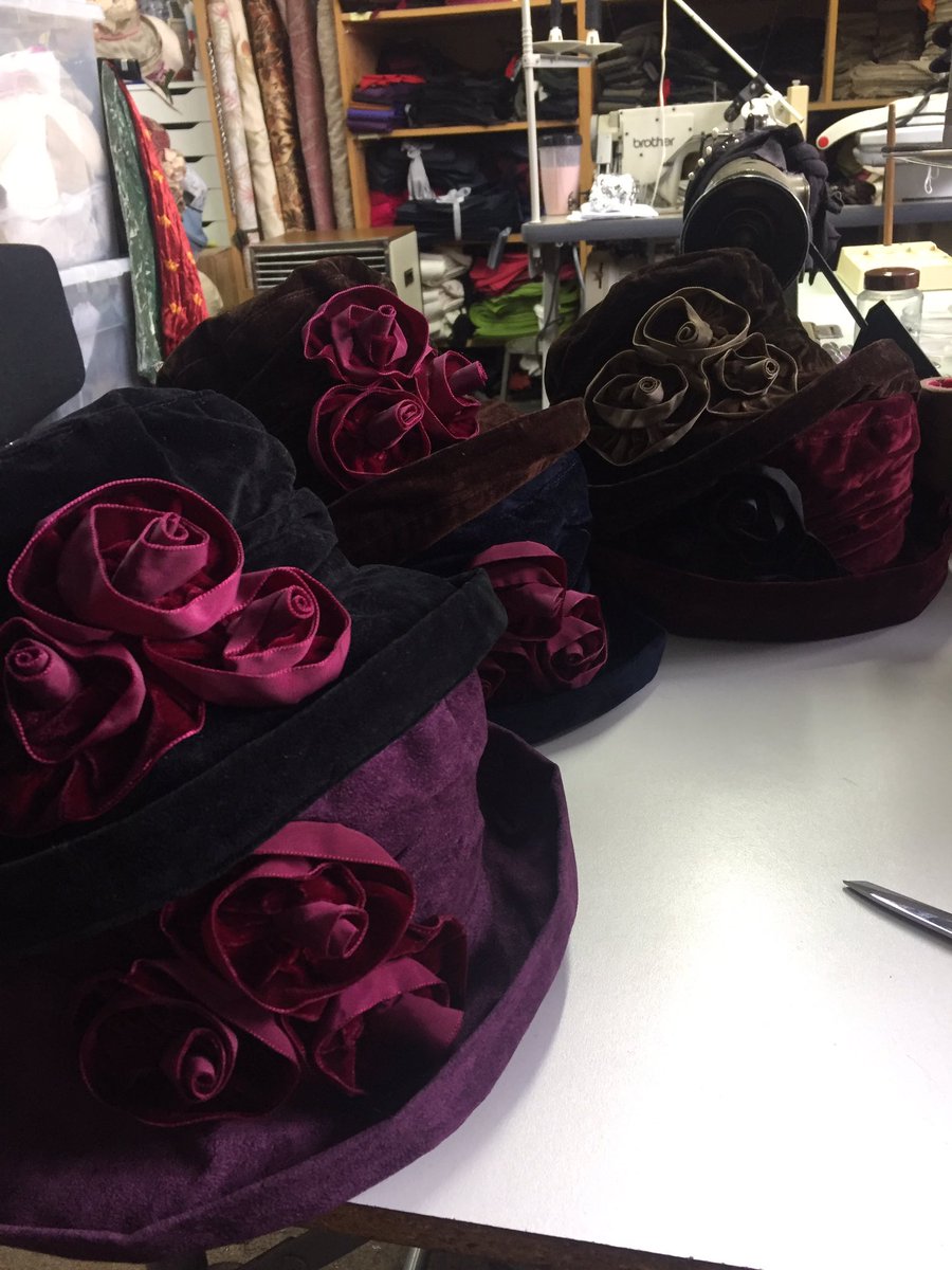 PeakBrim's tweet photo. Rain, Sunshine you will always find the perfect hat with us. British made & beautifully finished. All have adjustable sizing which makes an ideal gift #HandmadeHour #UKgifthour #smallbusiness #ukgiftam #giftideas #supportsmallbusiness #Madewithskill #Britishmade #Madeinengland https://t.co/uzBJmGwmVc