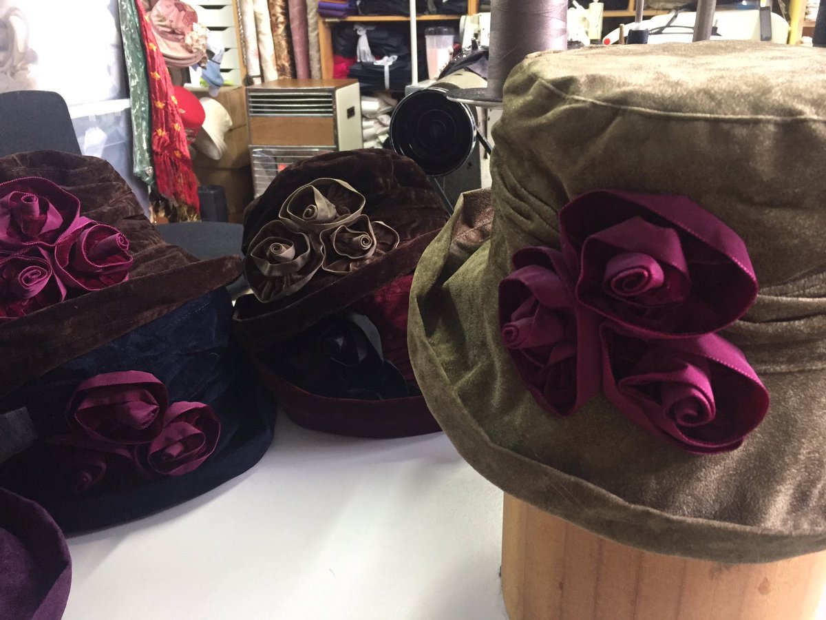 PeakBrim's tweet photo. Rain, Sunshine you will always find the perfect hat with us. British made & beautifully finished. All have adjustable sizing which makes an ideal gift #HandmadeHour #UKgifthour #smallbusiness #ukgiftam #giftideas #supportsmallbusiness #Madewithskill #Britishmade #Madeinengland https://t.co/uzBJmGwmVc