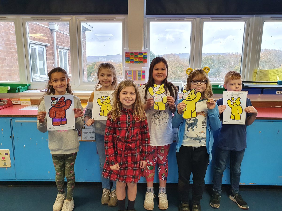 LakesidePrmY4's tweet photo. Well done Year 4! We loved hearing all about your heroes💫 What a lovely end to the week 🤩 #ChildrenInNeed https://t.co/T38hctkbDc
