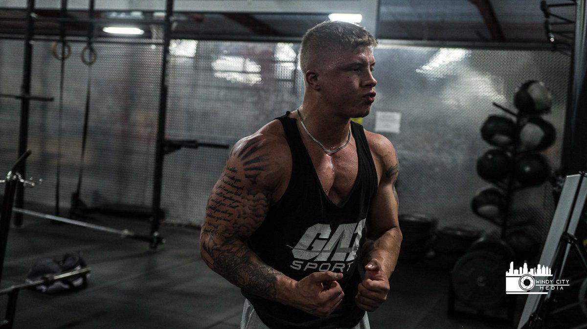 WindyCityMedia's tweet photo. Eyes on the prize 💪 #bodybuilder https://t.co/EdU3m9pJ9b