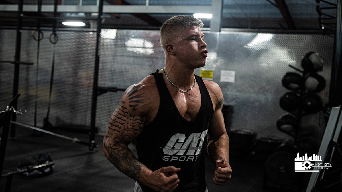 WindyCityMedia's tweet photo. Eyes on the prize 💪 #bodybuilder https://t.co/EdU3m9pJ9b