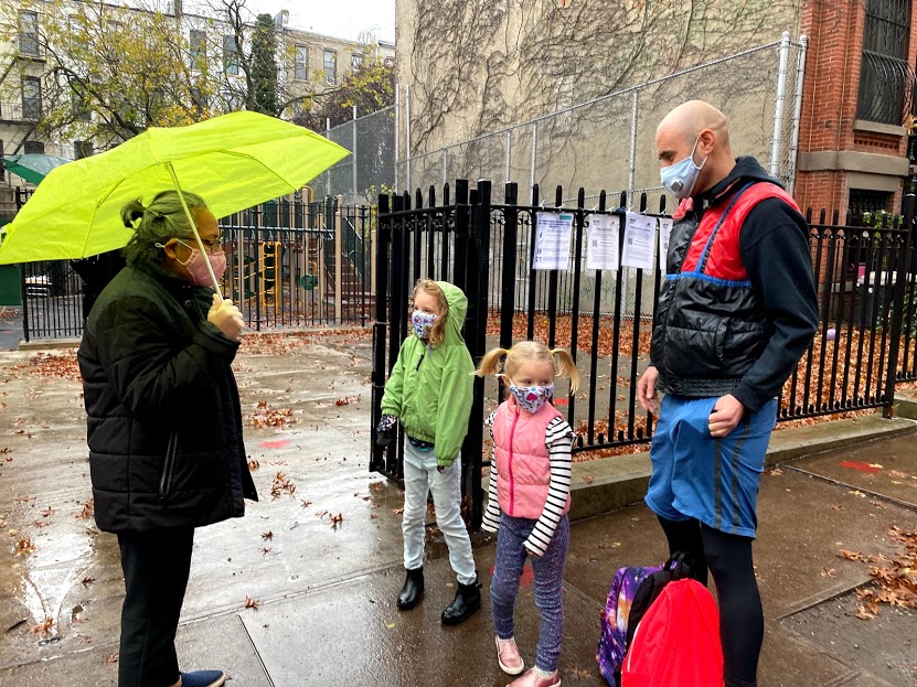 bradlander's tweet photo. Thanks PS 39 Principal Sarah Panag &amp; AP Fitzgerald for saying hello at drop-off today. The leadership @NYCSchools principals are providing is truly the model of the public sector leadership we need. Failed by every level of gov't, they are leading w/vision &amp; inspiring solidarity. https://t.co/MddnJSSVAp