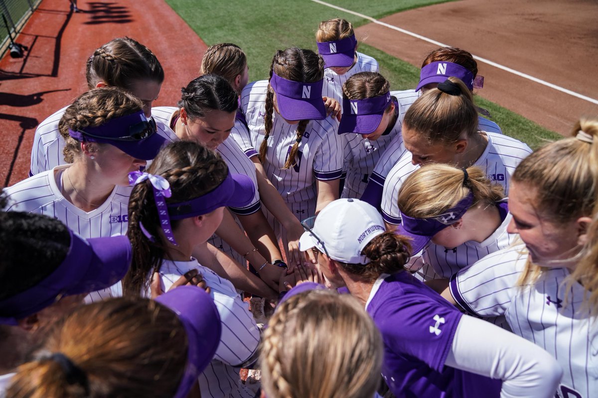 Northwestern Softball tweet media