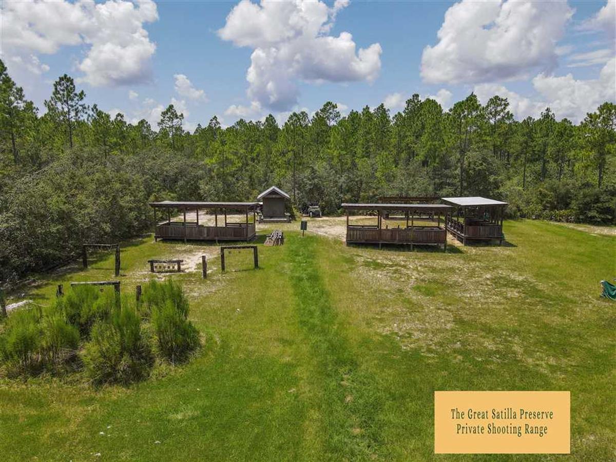 landflip's tweet photo. Custom Built Cabin on 6.57 acres is located in The Great Satilla Preserve in Camden Co., GA. The 2,100 +/- acre private preserve provides 5.5 miles of Satilla River frontage &amp; everything you'd expect with a luxury hunting resort. Offered by @MOPCoastal. https://t.co/deZ16IXa4W https://t.co/xt7d4rWNx3