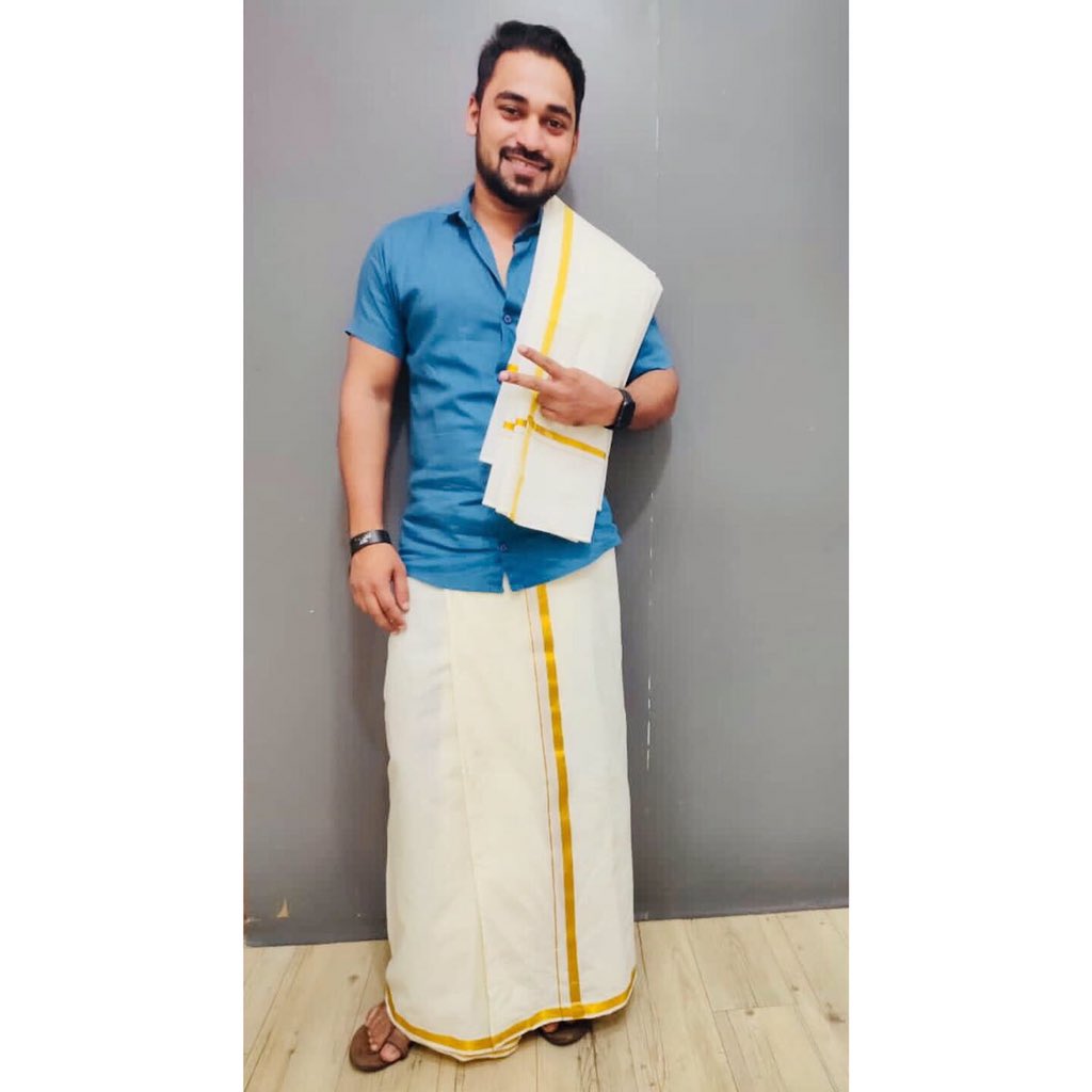 jayraj_pawade's tweet photo. #HappyDiwali
#Diwali_festival #traditional_look #veshti https://t.co/3PqvkoORIE