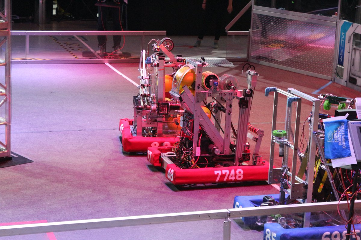 Robotumuz yarışmayı çok özlemiş🤖💜
#frcturkey #fikretyukselfoundation