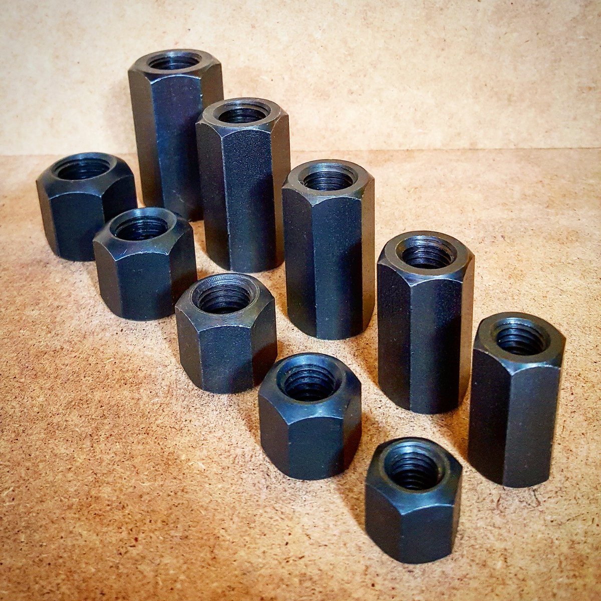 Takviye ve Uzatma Somun Çeşitleri 
#wisser #kalıpbağlama #plastikenjeksiyon #plasticinjection #moldclamp