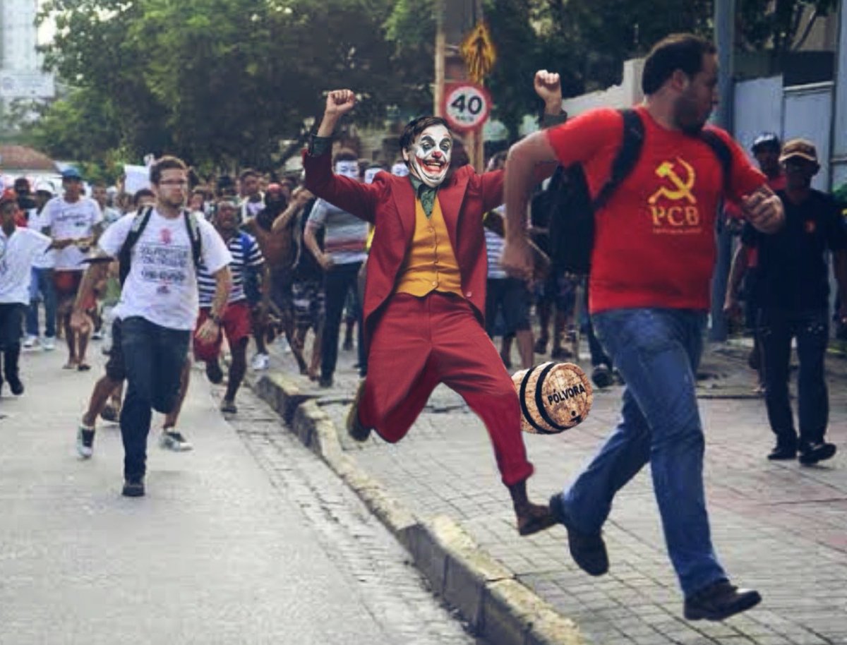 Brasil Sem Medo on Twitter: "A hashtag correta é #Bolsoringa, mas nosso compromisso é com o meme.… "