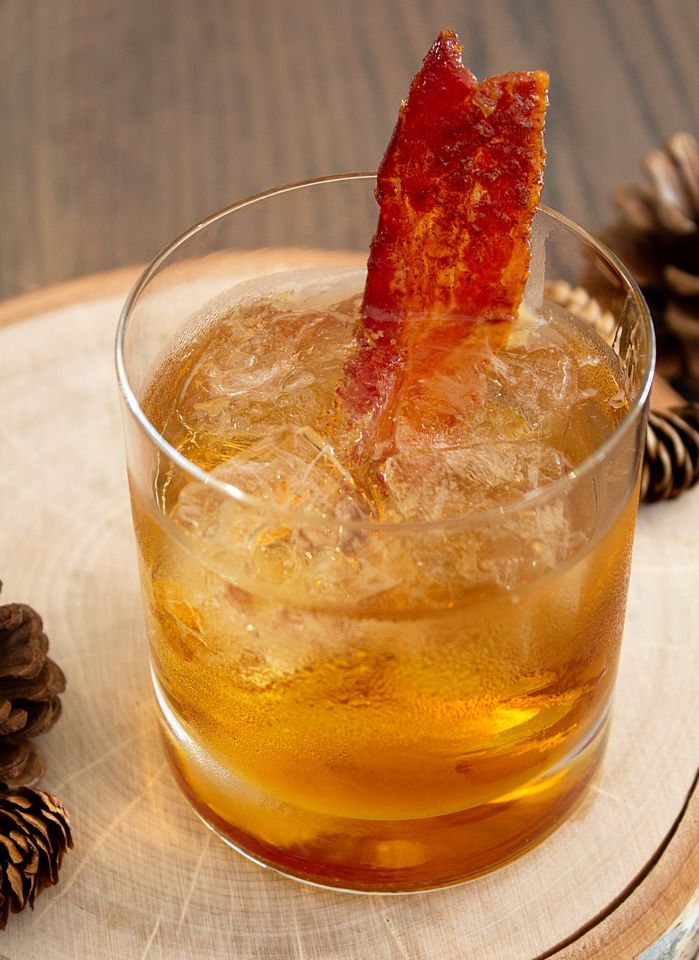 ErieGrill's tweet photo. Brunching with us this weekend? Be sure to try one of our comfort cocktails like a Mimosa, Smokey Bloody Maria or the latest addition...

𝗠𝗔𝗣𝗟𝗘 𝗦𝗠𝗔𝗦𝗛:
𝘮𝘢𝘱𝘭𝘦 𝘣𝘰𝘶𝘳𝘣𝘰𝘯, 𝘱𝘦𝘢𝘳 𝘤𝘰𝘨𝘯𝘢𝘤, 𝘮𝘢𝘱𝘭𝘦 𝘴𝘺𝘳𝘶𝘱 🍁🍐 https://t.co/t0lFVz0tuL