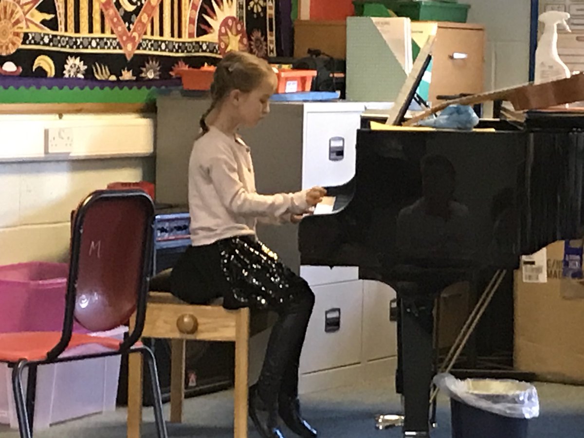 OPS_Headmaster's tweet photo. Wonderful Year 3 concert ⁦@OPS_OratoryPrep⁩ today. https://t.co/GtiHicORWT