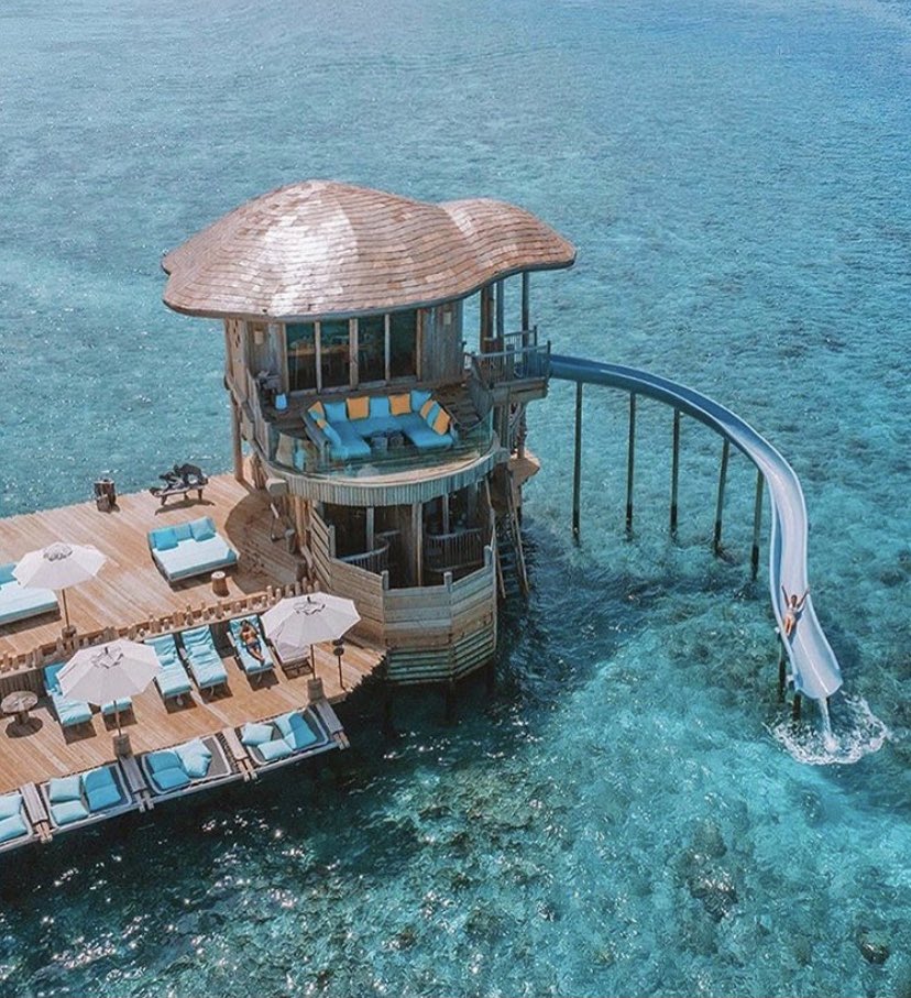 FinestToys's tweet photo. Which one of these maldive houses would you go for? https://t.co/JF3qntavCh