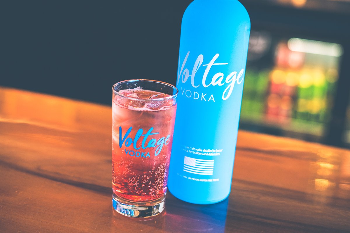 CincyDistilling's tweet photo. Charge up your weekend with some Voltage Vodka! #vodka #cocktails #cincinnati #ohio #ohiovodka #drinklocal #cincyspirits #cincydrinks https://t.co/jR2oIIwA0o