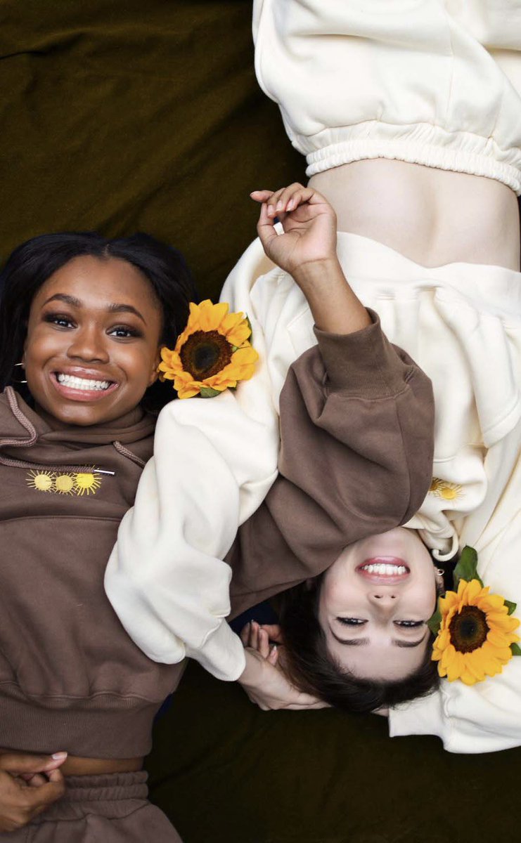 adreed_'s tweet photo. hi! :) i’m 19, a struggling fashion major at Cornell University AND a new #blackbusiness owner! i started my brand to focus on spreading positivity and bring light in a dark time. PLEASE RETWEET! you can actually bring sunshine to someone’s day! https://t.co/2512ezh7dE ☀️☀️☀️ https://t.co/V4jRl7oS5q