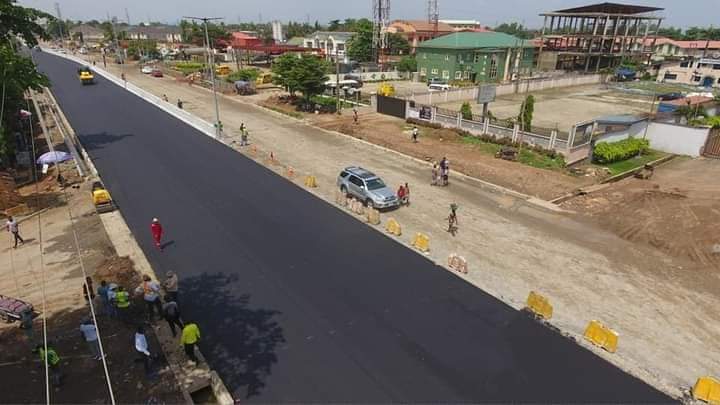 followlasg's tweet photo. UNSTOPPABLE ! Our journey towards a GREATER LAGOS:  Construction of  Agege Pen-Cinema Flyover  is steadily on -- 90% completed. We remain focused. We remain resolute.
@jidesanwoolu @drobafemihamzat @gbenga_omo @gboyegaakosile1 @Mr_JAGss 
#LASG #ForAGreaterLagos #BuildingLagos https://t.co/Kp6ke9HGcV