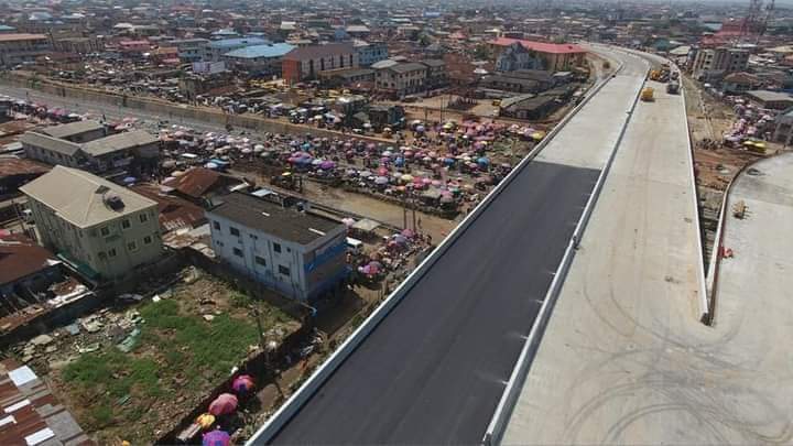 followlasg's tweet photo. UNSTOPPABLE ! Our journey towards a GREATER LAGOS:  Construction of  Agege Pen-Cinema Flyover  is steadily on -- 90% completed. We remain focused. We remain resolute.
@jidesanwoolu @drobafemihamzat @gbenga_omo @gboyegaakosile1 @Mr_JAGss 
#LASG #ForAGreaterLagos #BuildingLagos https://t.co/Kp6ke9HGcV