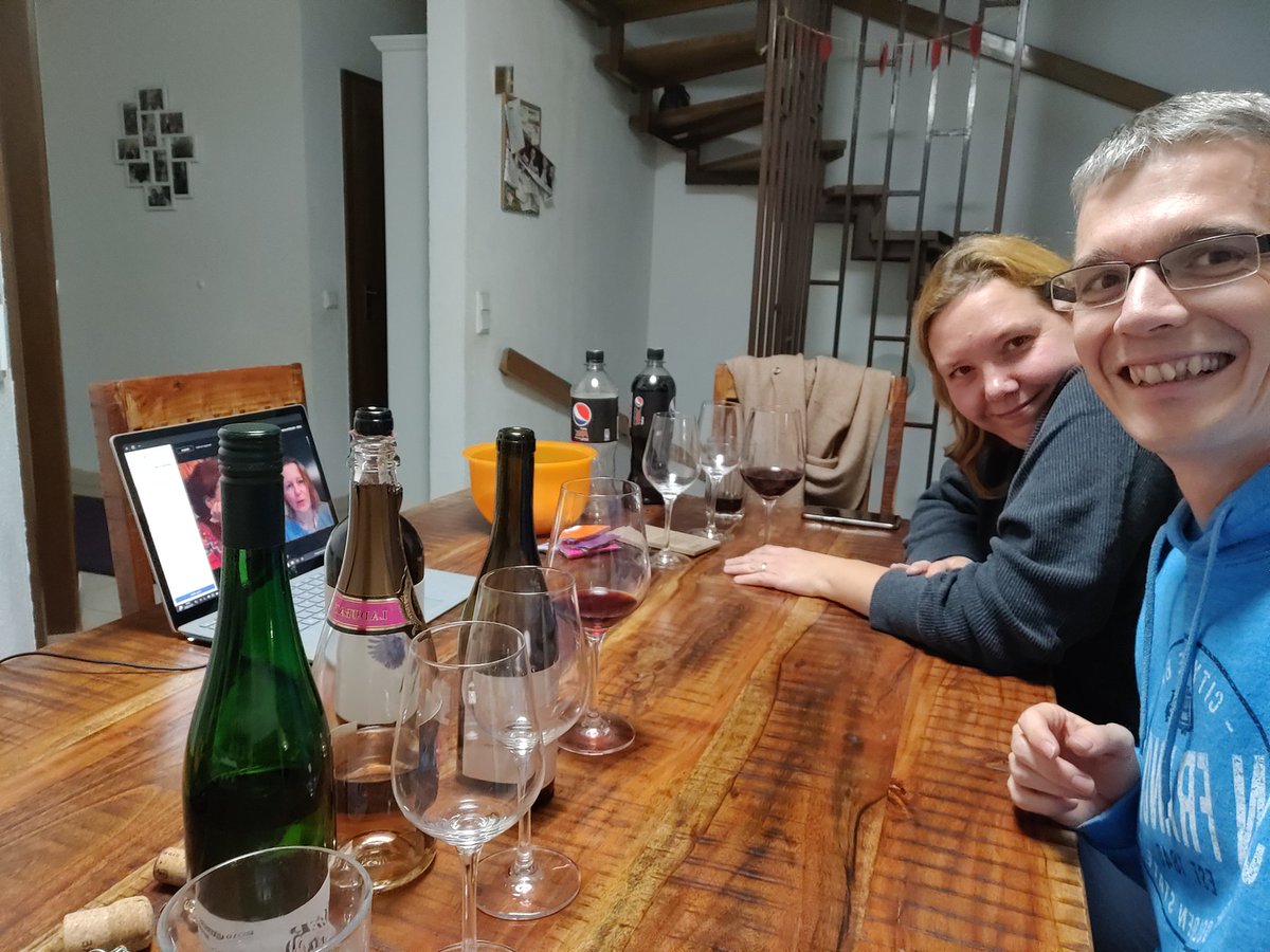 schlossermobile's tweet photo. Ein schöner Abend #sapwinetasting https://t.co/IBWNLL2Oad