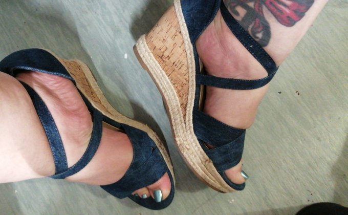 Whats up with foot Fetish subs having a thing for wedge heels?  Regardless, thanks for My new shoes piggy<a href="/tag/footfetish"class="tags"><span>#footfetish</span></a><a href="/tag/feetlovers"class="tags"><span>#feetlovers</span></a><a href="/tag/findom"class="tags"><span>#findom</span></a>