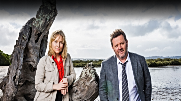 larrydarter's tweet photo. Season 7 of the fabulous ๐ณ๐ฟ#TheBrokenwoodMysteries series starring the massively talented @FernSutherland returns in 2021 on @AcornTV. ๐๐๐
#FernFansFriday https://t.co/B0450rwrcP