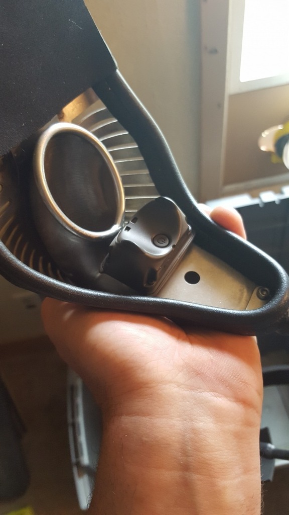 banditshepherd:

Bluetooth controlled electric shock until fits perfectly in the Carrara, couple this with the rear dildo and the spikes in the penis tube and you have one very behaved pup.

#Carrarachastity #Carrara #Carrara_belt #chastity #analintruder… ift.tt/38H69fm