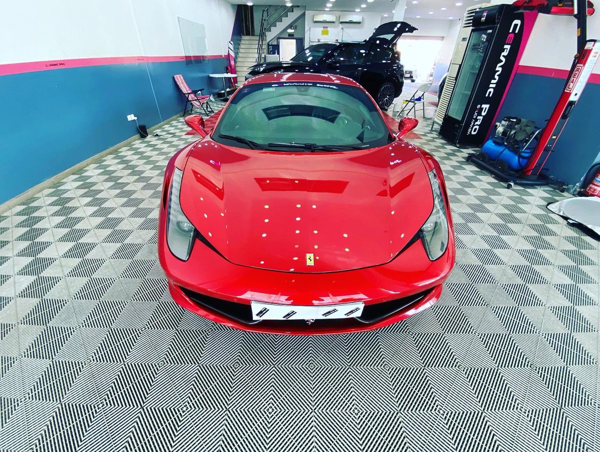 CeramicPRO_SA's tweet photo. ل فيراري الحمراء ليس لها مثيل بعد اضافة سيراميك برو فائق البريق و اللمعان فضلا عن الحماية الدائمه بضمان دولي #سيراميك_برو #تلميع #ولي_العهد #الرياض_الان #السعودية #جدة #ceramicpro #polish #ksa #fallatazoom #usa #ny #london https://t.co/sfWF8aeuju