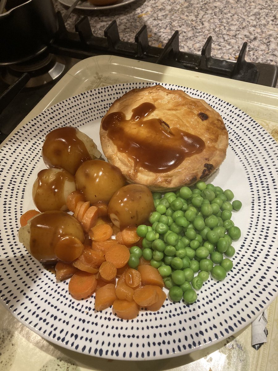 Northlakesuk's tweet photo. You can tell I’m Northern it’s pie for tea again tonight #cranniespies #topscoff https://t.co/iTpKLQJ7lp