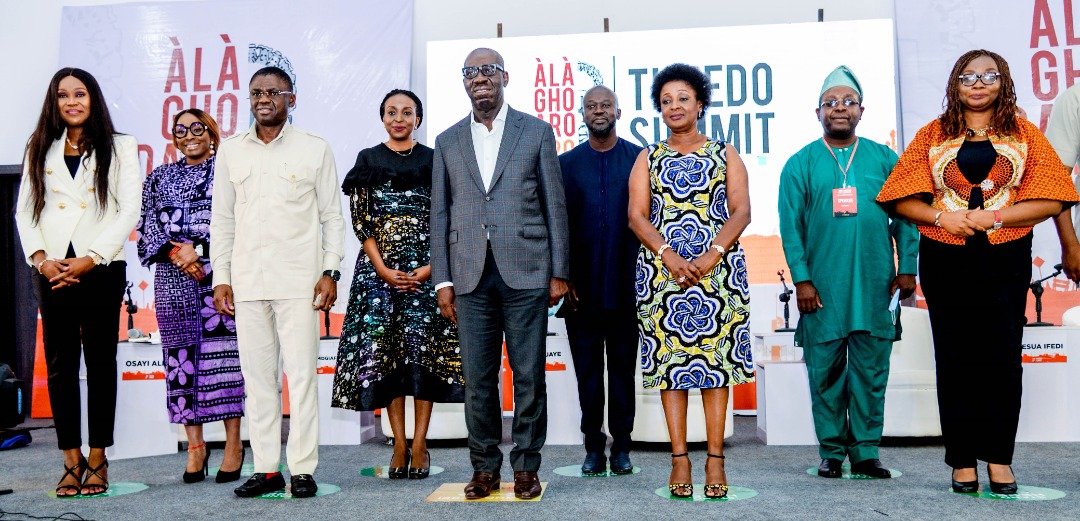beta_edo's tweet photo. Alaghodaro 2020: Obaseki focuses on public service reforms, arts, tourism, others in second term

…as British Museum donates $4m for ‘EMOWAA’ project

The Edo State Governor, Mr. Godwin Obaseki, has said his administration will deploy technology and...

https://t.co/MEKpVumRbJ https://t.co/DQ7a6JbP2F
