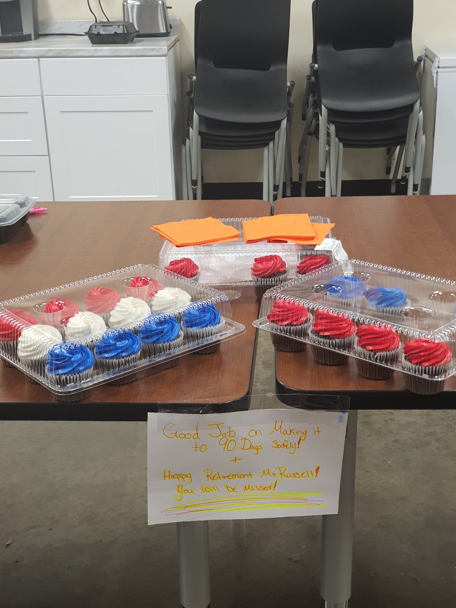 Cupcakes for safety! Congratulations store 8584 for making it 90 days safe! Way to go! Also we are celebrating Mr. Russell's retirement! A beloved associate that will be missed! <a href="/Ahoskins2020/">Amber Henderson</a> <a href="/GairettLamkin/">GAIRETT LAMKIN, HOME DEPOT</a> @jm29910 #90dayssafe! #LetsReach365