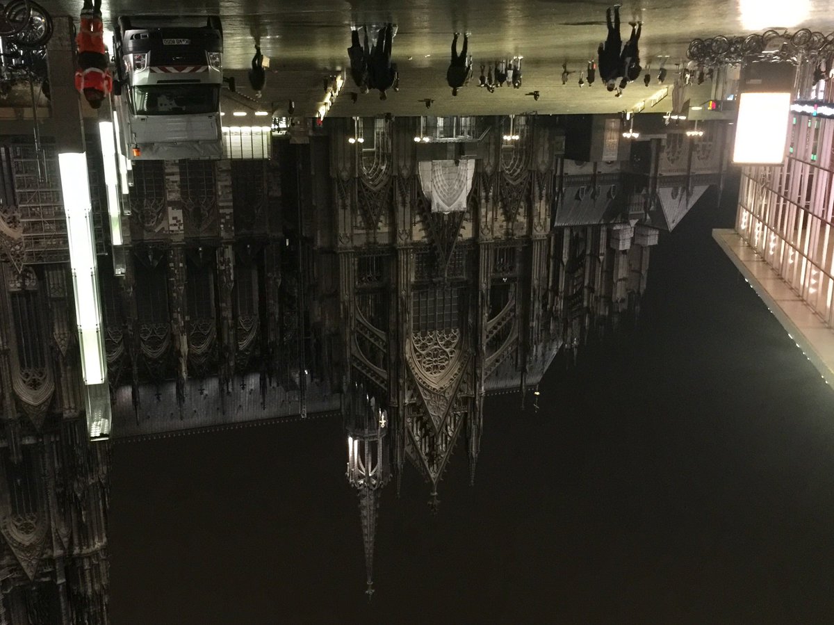 der dom steht heute abend kopf! alles wegen #ded20 ? morgen mehr!!