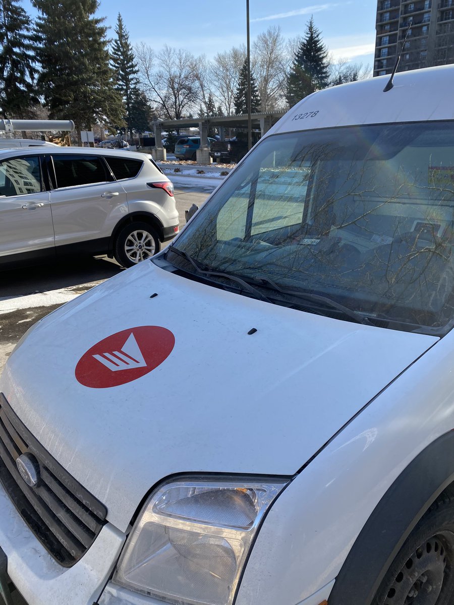 MoeB76's tweet photo. @canadapostcorp .... 
wondering if you find this behaviour acceptable?? No permit, in a handicap stall. Weather spots are empty or not, this is a disgrace. https://t.co/SSfYggbPTH