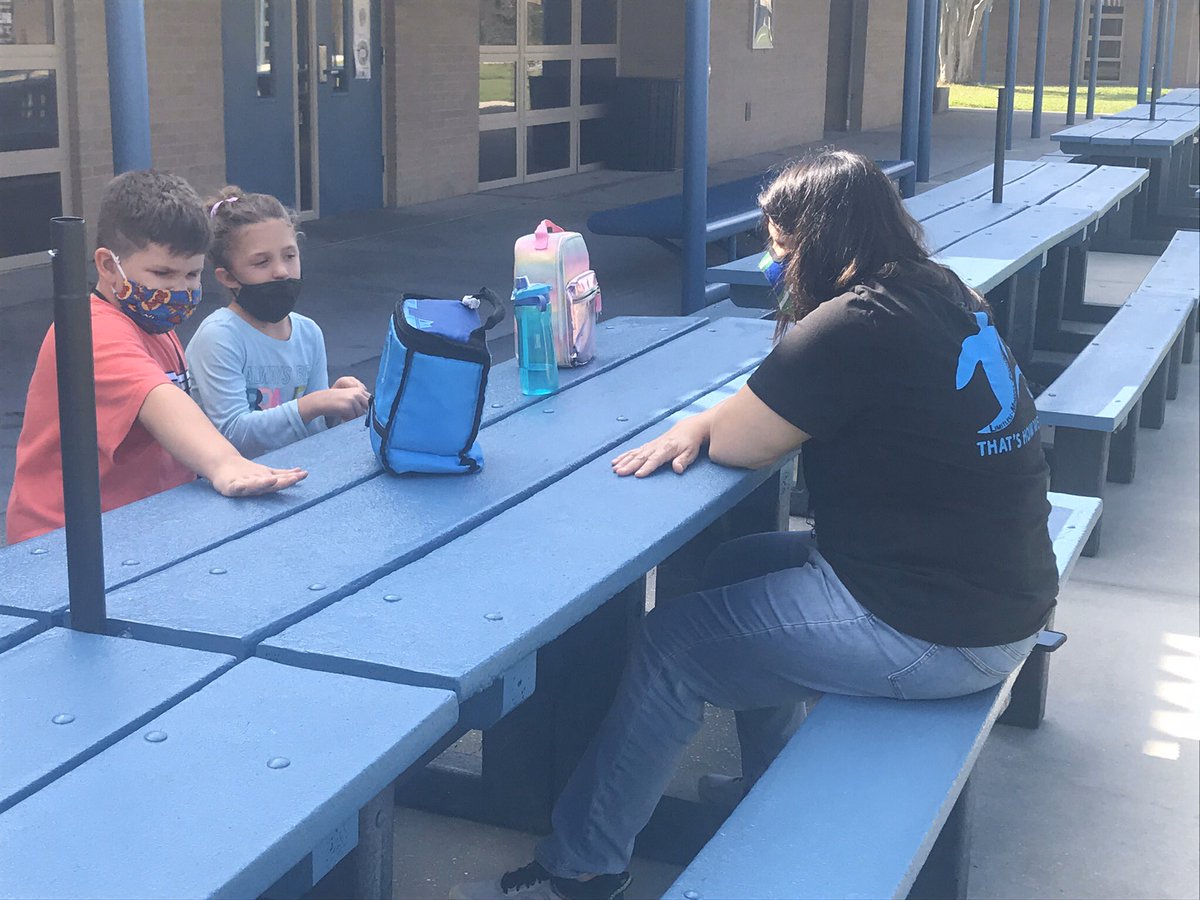 LMESturtles's tweet photo. We’re inspired by our school counselors, Tammy Kimpland and Sherry McElhany.  Meeting and talking with students and prepping for our ABC program and supporting families!#Gratitude #OurStory @POEKPOE https://t.co/V1qjRWApPw
