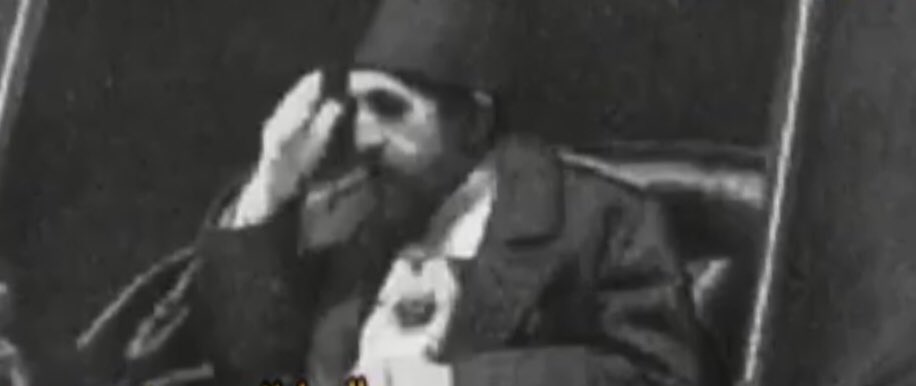#Hünkarımız   hasta yatağında dahi kulluğunu unutmayıp Allahına sığındı .. ATAM  izindeyiz ...