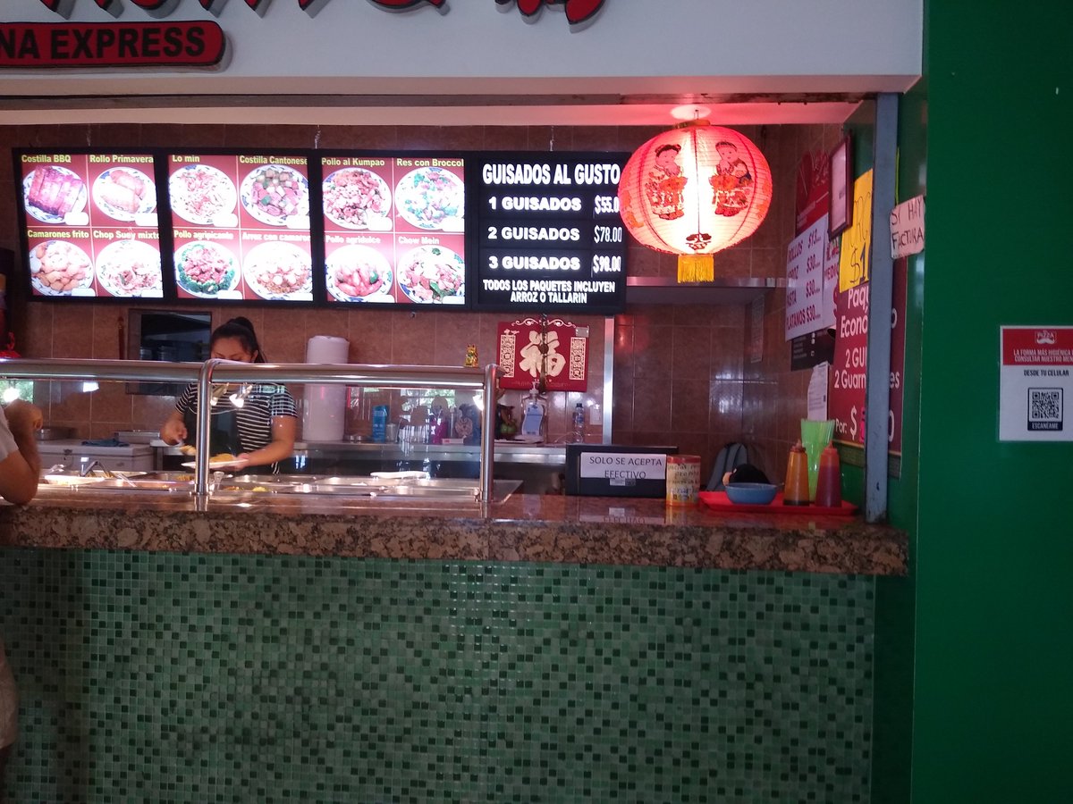 xemhan's tweet photo. @Profeco en #PlazalasTiendas 
 @HongKongCancun no da ticket de compra. Ni respetan protocolos de higiene. #COVID19mx #Sinred #Conpulcera https://t.co/ftZCMvcQ1u