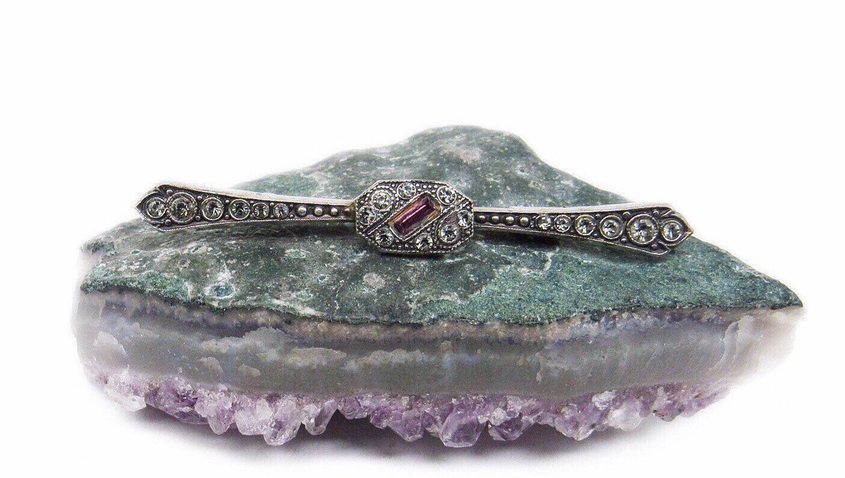 Carolan48753054's tweet photo. Excited to share this item from my #etsy shop: Vintage Art Deco Era Decorative Rhodium Plated faceted Paste Stone accented Barrel Roll clasp Bar Pin #artdecopastestone #1930sartdeco #artdecobrooch #vintagepastestone https://t.co/Rquj8SMLB6 https://t.co/vTykmGykbj