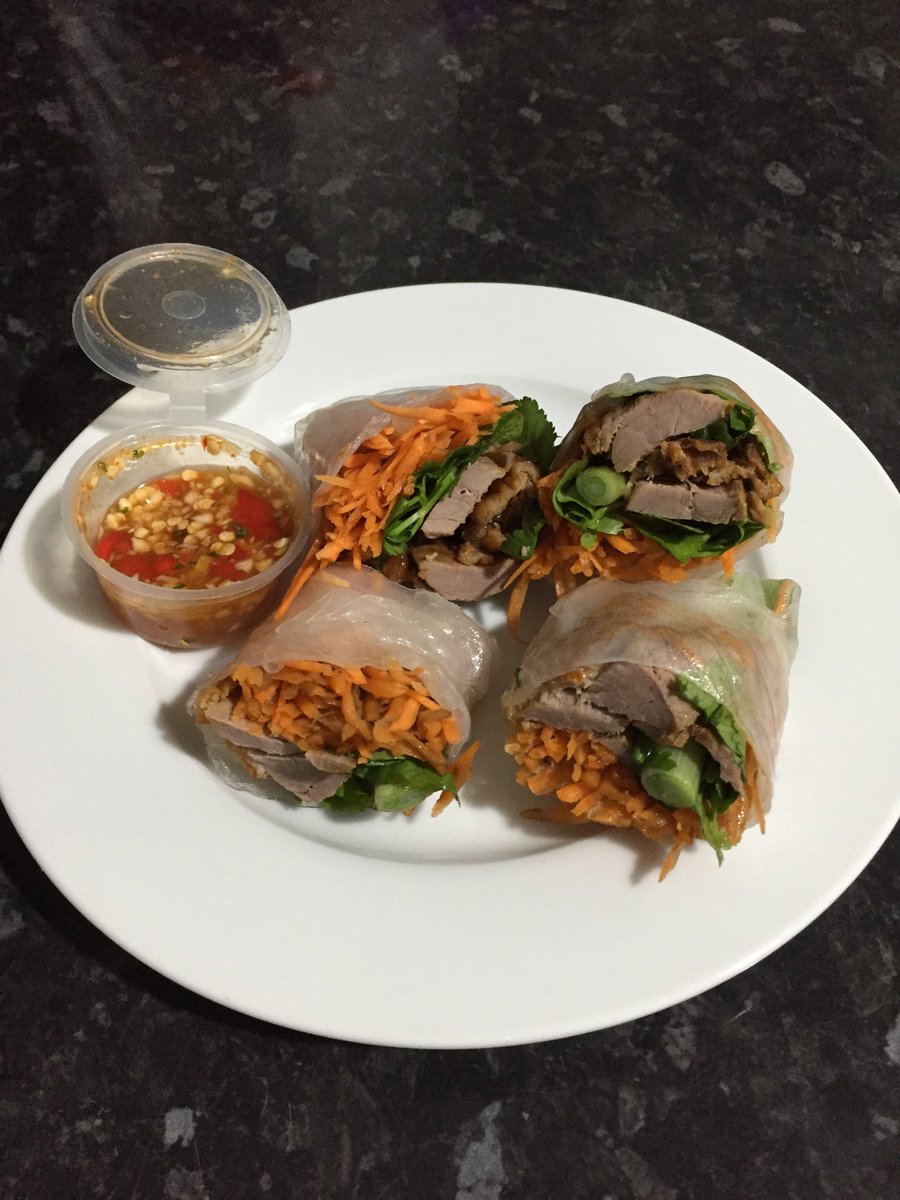 KermooniB's tweet photo. Thanks #ChefMay ⁦@SiamSmilesCafe⁩ for the tasty duck rolls and seriously hot and delicious green curry #DuckRoll #khangKiewWann #AuthenticThaiFood #BestThaiInManchester https://t.co/41T7hhTreP