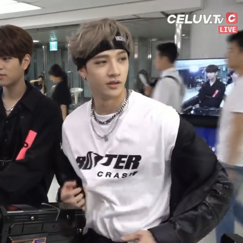 superior bang chan looks: a thread