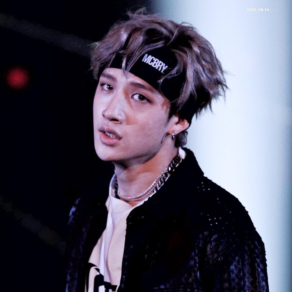 superior bang chan looks: a thread