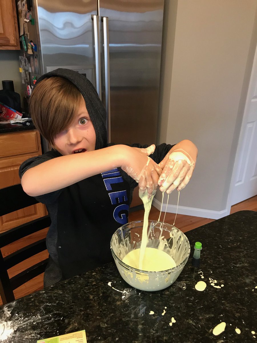 MrsGrabfelder's tweet photo. More science fun!! 🦠 https://t.co/mmtXITgvqR