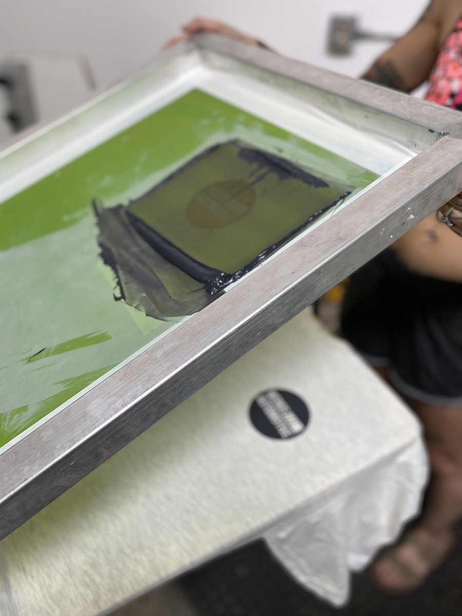PrintPosse's tweet photo. Printing some cool work polos for our buddy’s automotive shop!  

#screenprinting #print https://t.co/18FrHTdAyV