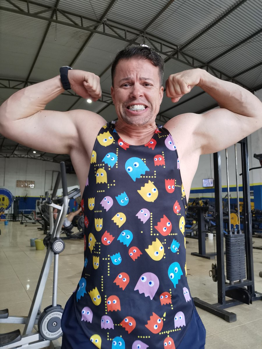 claudiobh13's tweet photo. #𝕊𝕦𝕡𝕖𝕣𝕞𝕒𝕟𝕓𝕙𝟙𝟛 #FikaGrandePorra #CorpoEmConstrucao #fitnesspro #queimatudoporra #fikamonstro MAIS UM DIA DE TREINO VAMOS QUE VAMOS RUMO AOS 50 ANOS PAPAI https://t.co/uB5Ta8ONUF