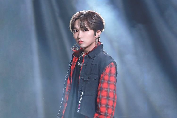 how the heck did u get out of my pocket >:0