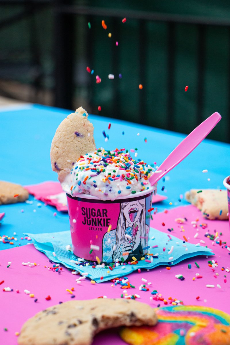 Fridays are for extra 🌈 sprinkles!