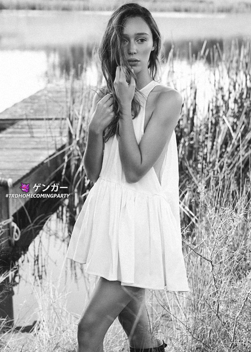zwanetrd's tweet photo. ⠀ 
i said there's someone i'm waiting for if it's a day, a month, a year, gotta stand my ground even if it rains or snows.
 #TRDHOMECOMINGPARTY https://t.co/xfnPu1NpP2