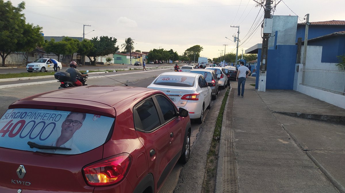 sergiobpinheiro's tweet photo. Dentro de alguns minutos estaremos percorrendo as ruas do conjunto Santarém, aqui na zona norte, em mais uma carreata. #vemcomsergio #sergiopinheirovereador # https://t.co/HftjL5oXPG