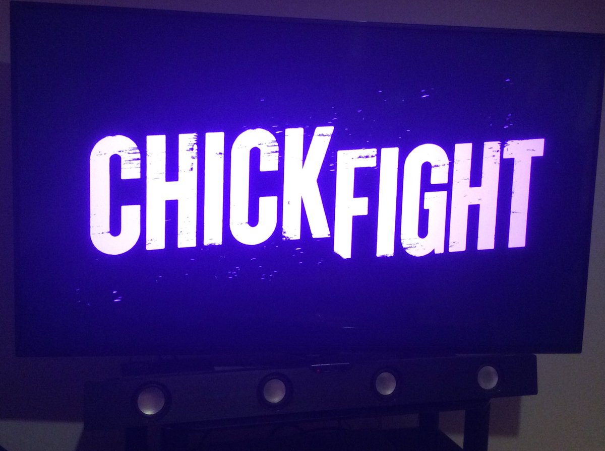 kopite_mk's tweet photo. @bellathorne Watching now in the UK 💪😍 https://t.co/XlQ0L5nMZM