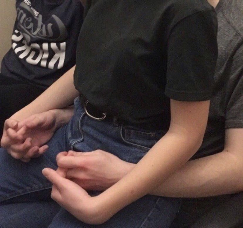 venuscvlt's tweet photo. skin contact https://t.co/03T2Vum915