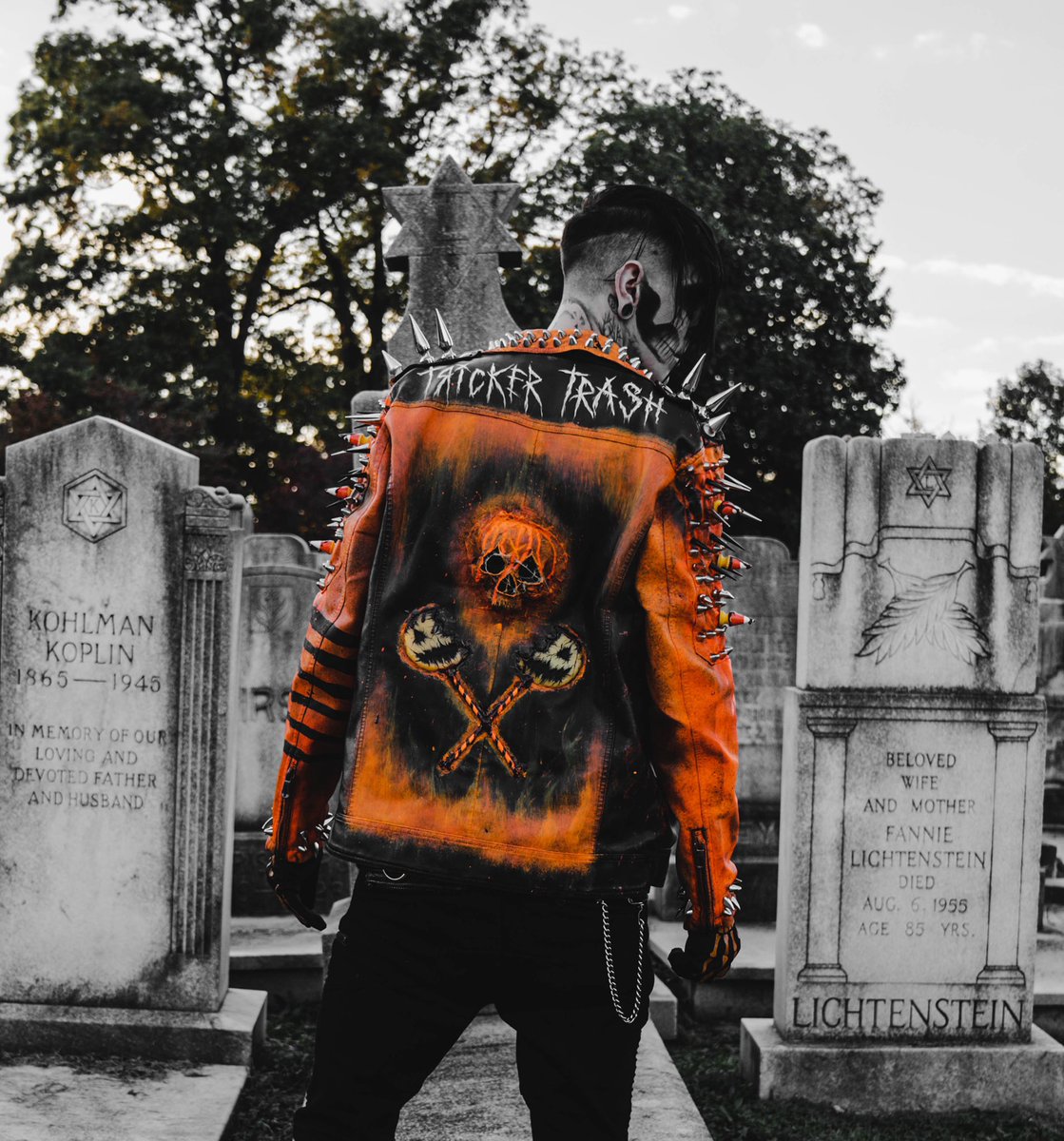 Happy Friday The 13th. Selling signed prints of these photos wearing this badass custom jacket by @zombiepeepshow. Five buyers picked at random will receive an additional mystery print. Click here > noirevisualart.myshopify.com