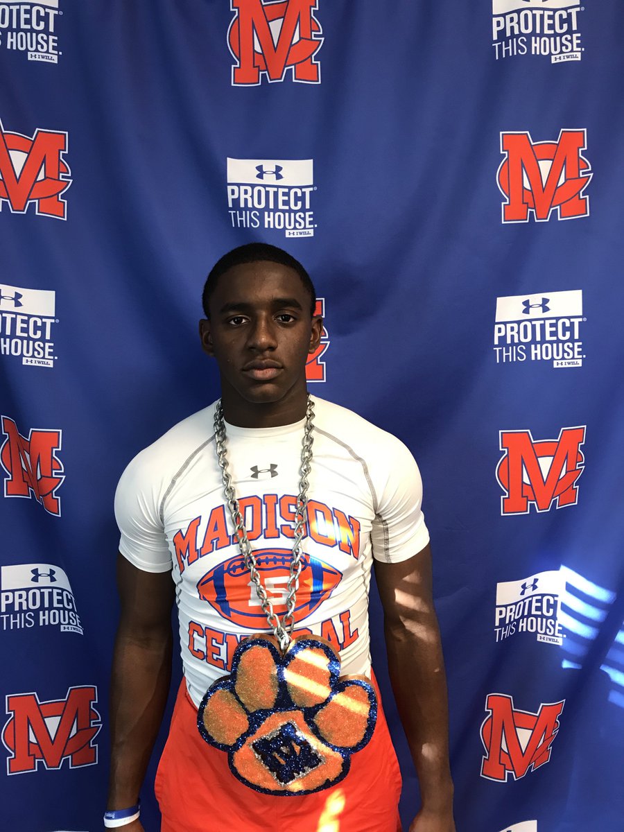 MCJags_Football's tweet photo. #MCTurnOverChain #15 William White. Greenville game. https://t.co/H2IxHBz46g