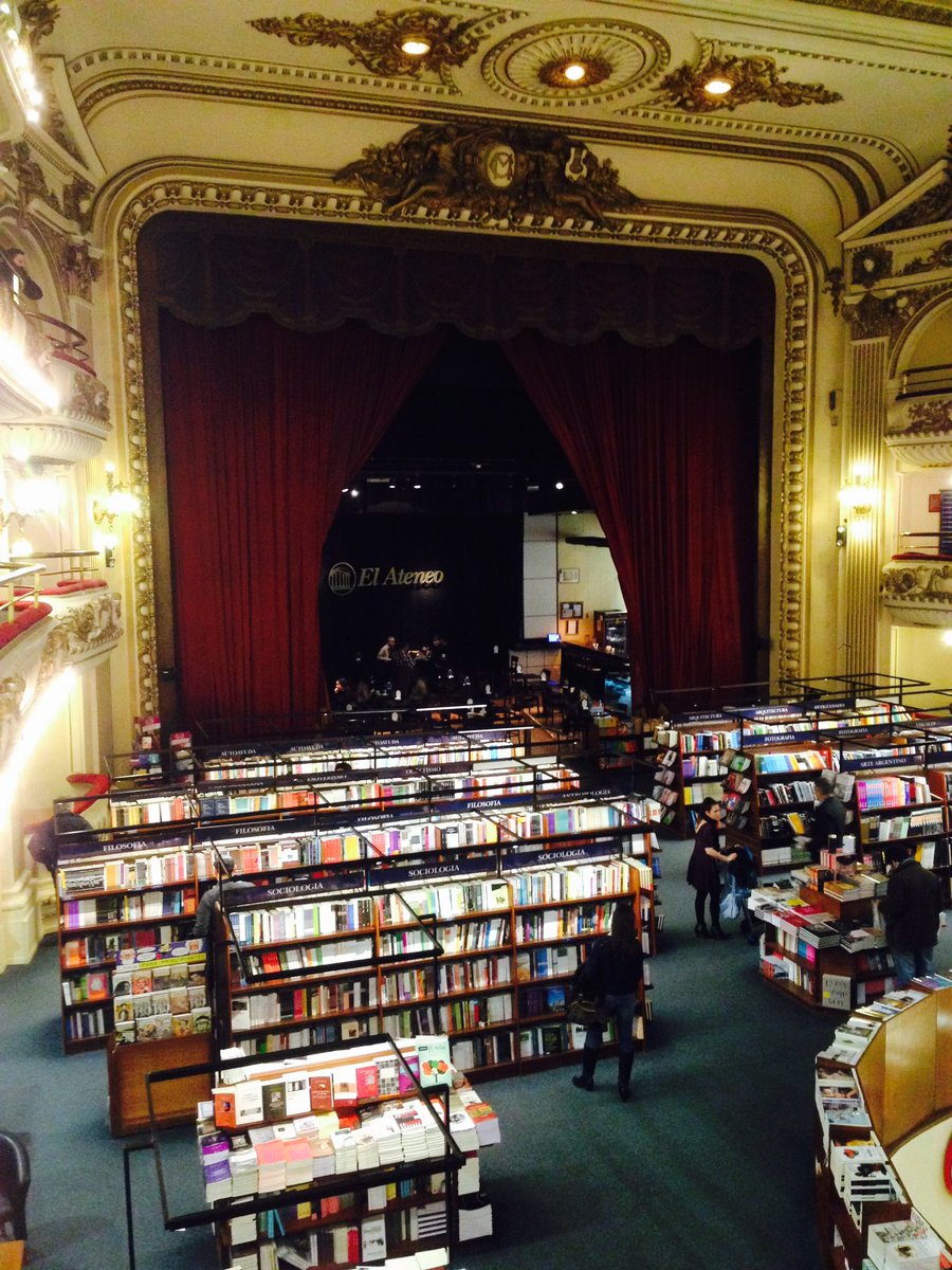 EzequielMCE's tweet photo. #Díadelaslibrerías
El Ateneo. Buenos Aires. 🇦🇷
Junio, 2015. https://t.co/nz5nUi26R4