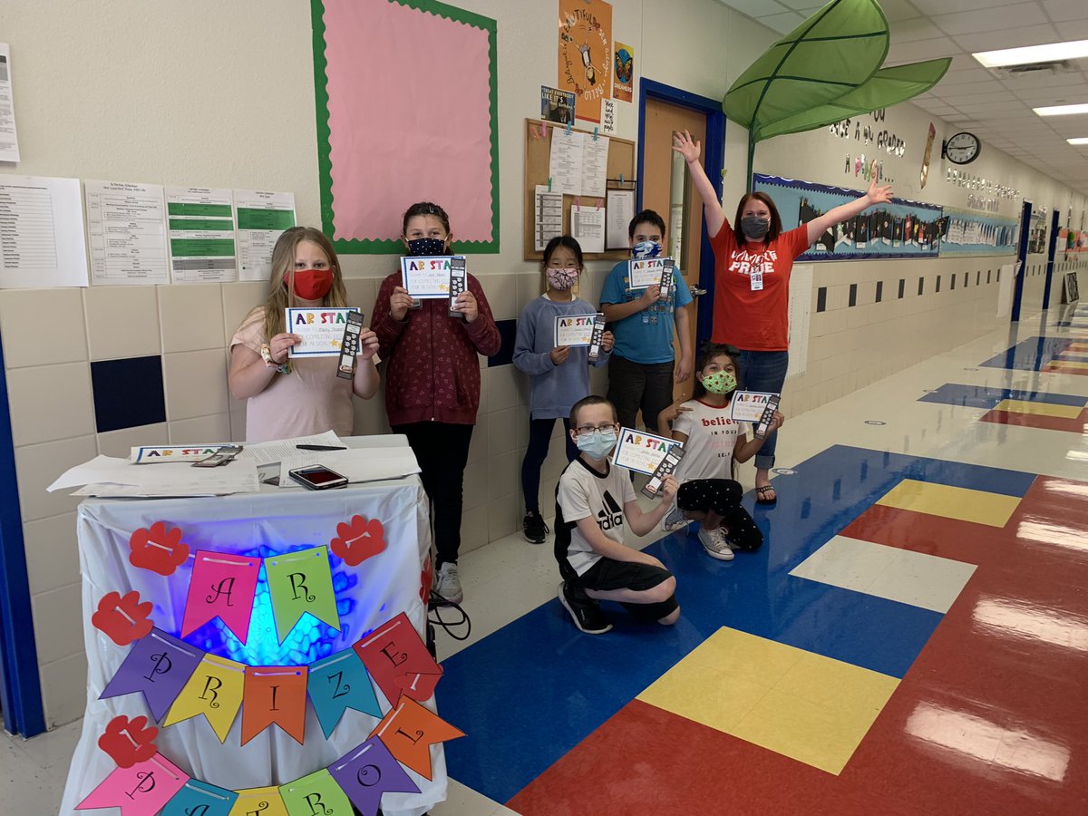 The AR Prize Patrol was out and about this week rewarding students for reaching their nine week goals. There were some happy campers and some wild dance moves. The prize patrol brought lights, sound, and FUN... from a safe distance. 🤣 #hayslib